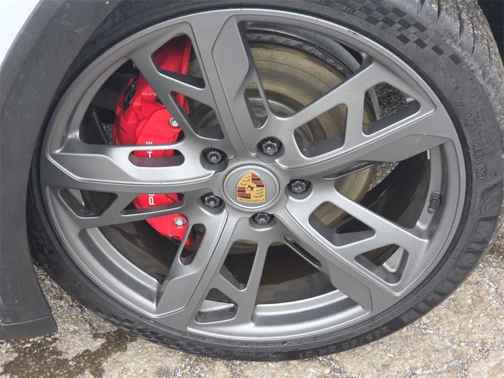 Used 2022 Porsche Taycan 4S image 10