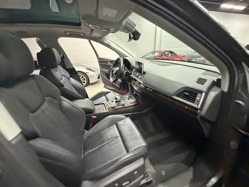 Used 2019 Audi Q5 3.0T Premium Plus w/ Premium Plus Package AWD/4WD image 37