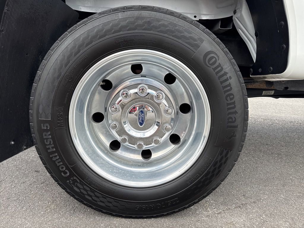 Used 2022 Ford F450 Limited w/ FX4 Off-Road Package image 12