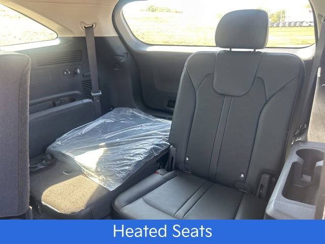 Used 2025 Kia Sorento S image 19