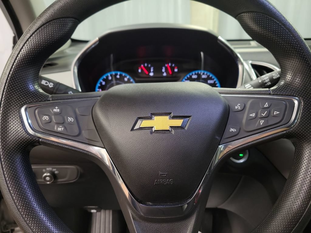 Used 2019 Chevrolet Equinox LS FWD image 23