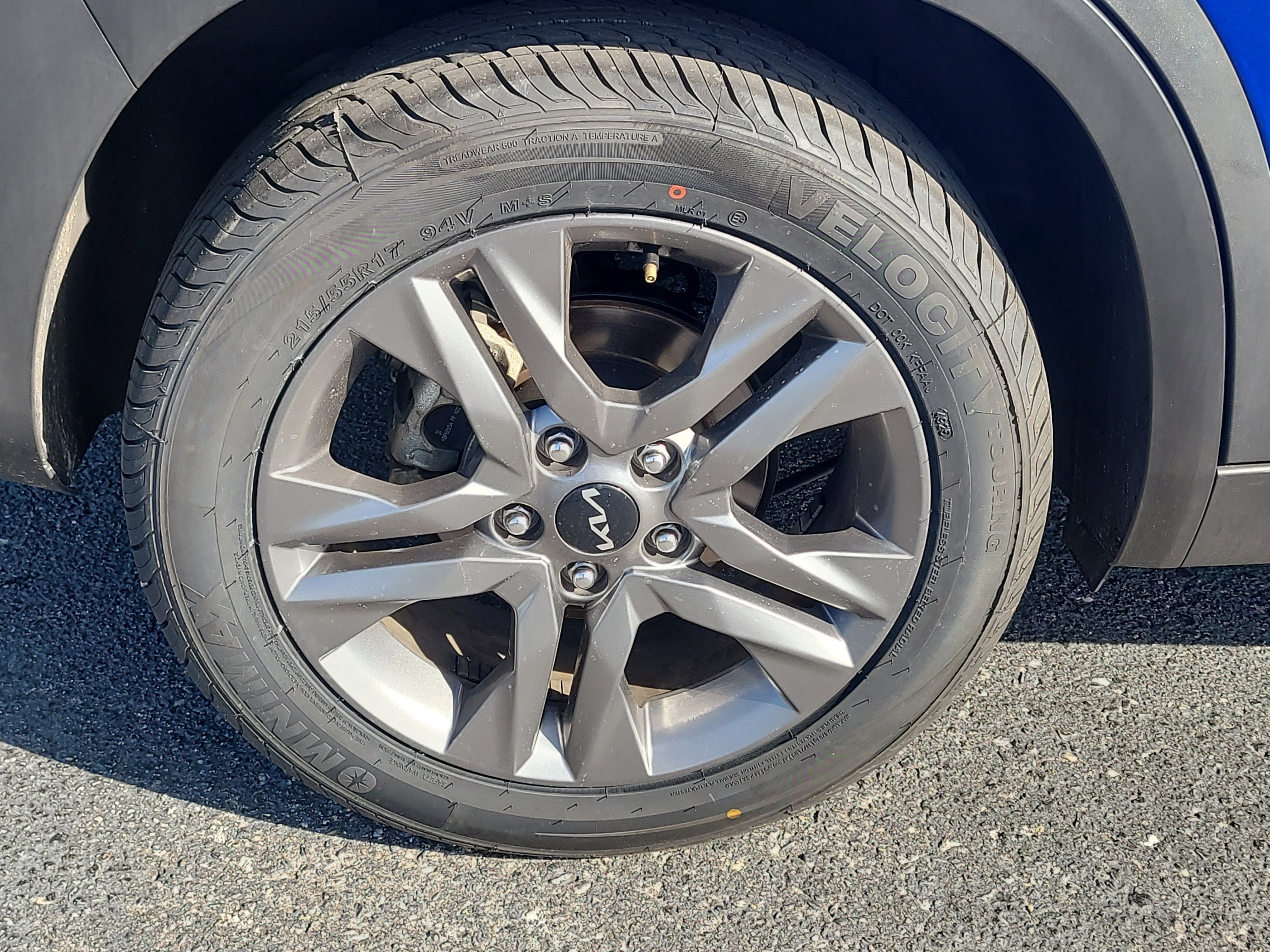 Used 2023 Kia Seltos S w/ Navigation Package image 9