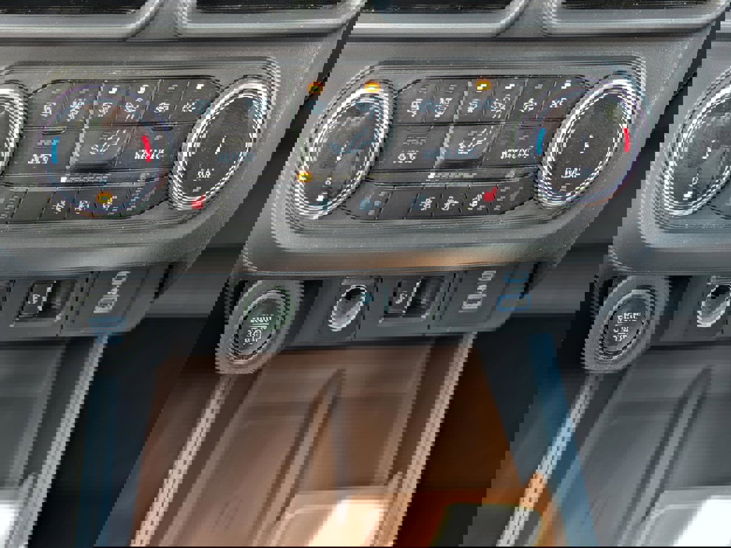 Used 2023 Ford Maverick Lariat w/ Lariat Luxury Package image 24