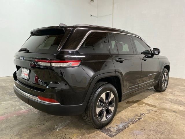 Used 2022 Jeep Grand Cherokee Limited 4xe AWD/4WD image 5