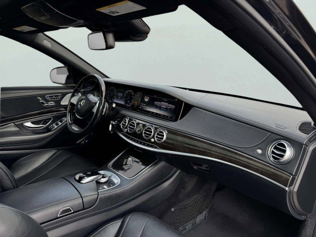 Used 2015 Mercedes-Benz S 550 4MATIC Sedan image 46