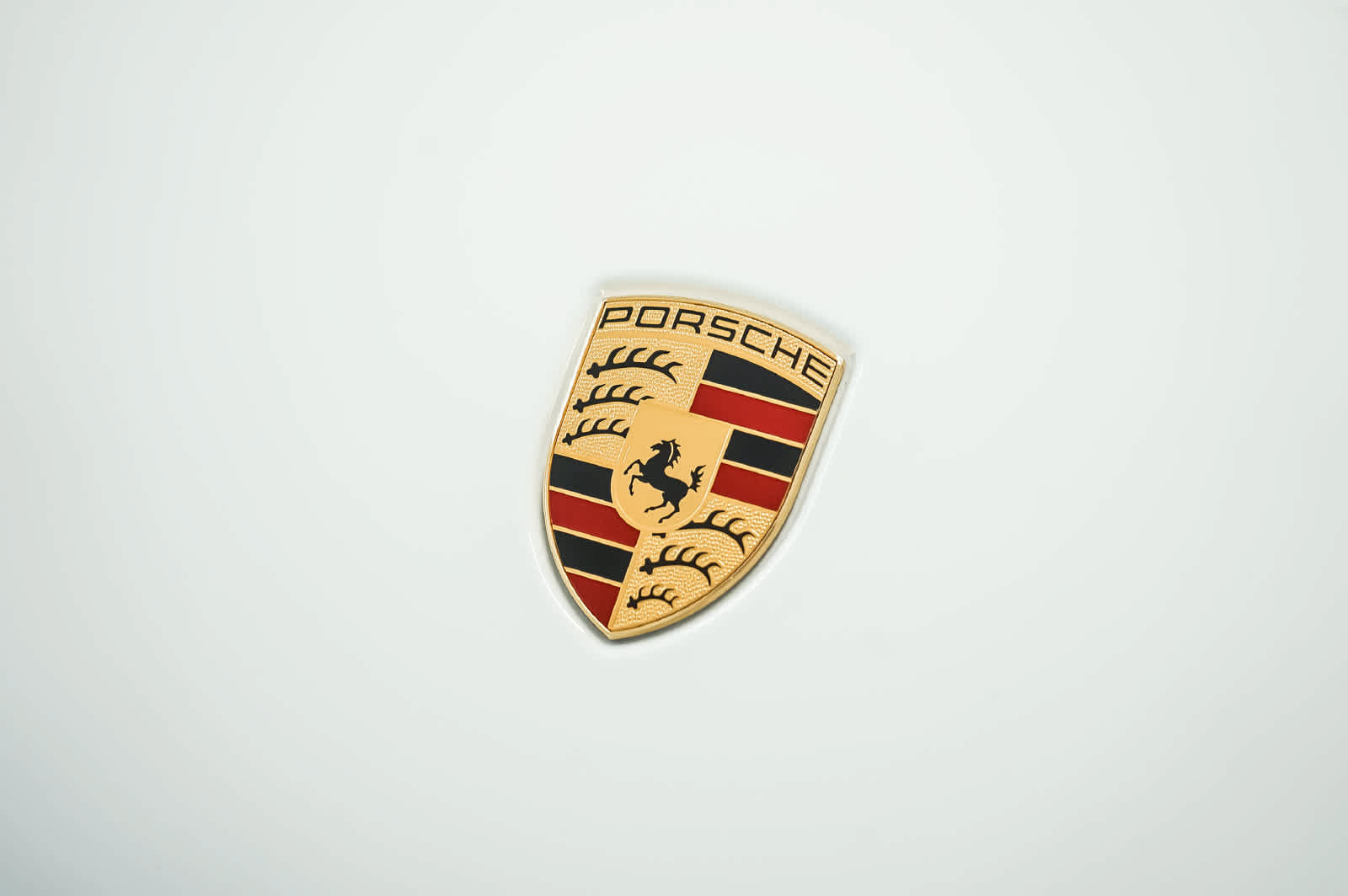 Certified 2026 Porsche Macan AWD/4WD image 17