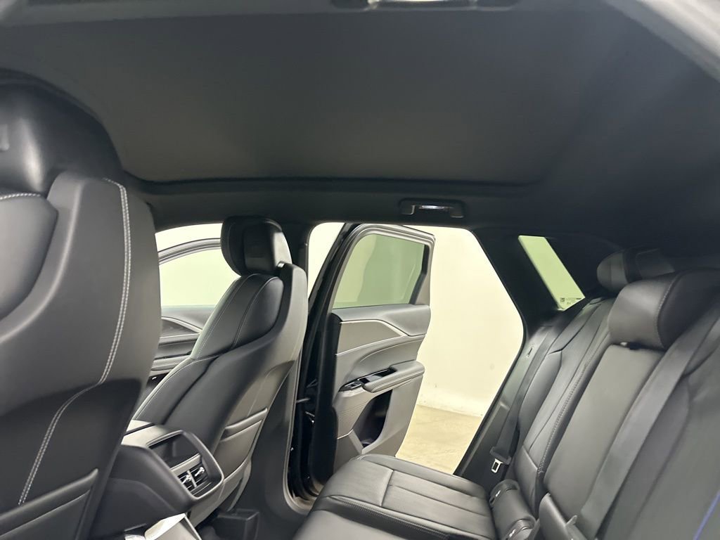 New 2026 Cadillac Lyriq Luxury image 28