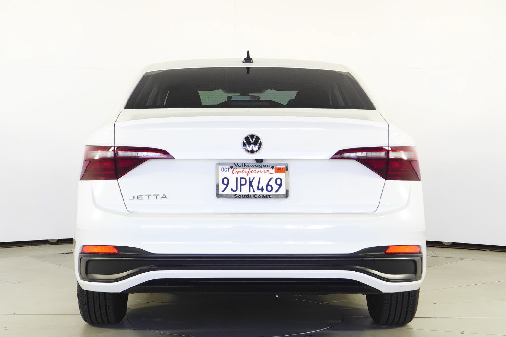 Certified 2023 Volkswagen Jetta S FWD image 8
