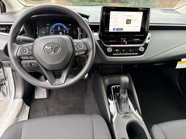Used 2026 Toyota Corolla LE image 17