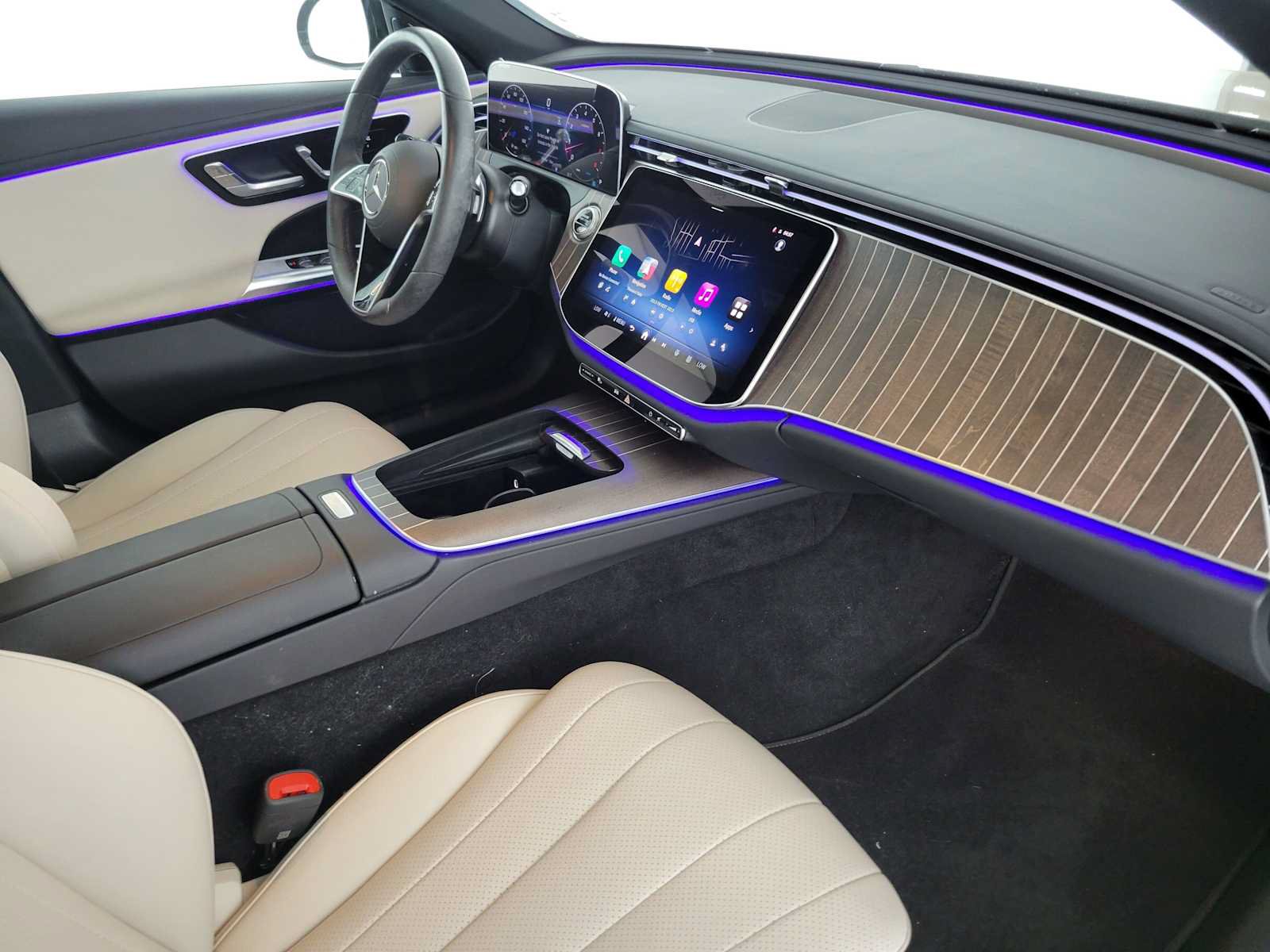 Used 2025 Mercedes-Benz E 350 Sedan image 10