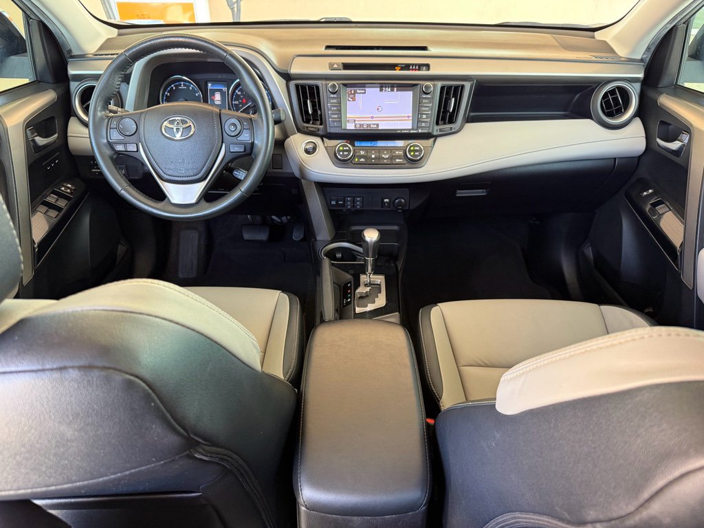 Used 2018 Toyota RAV4 Limited image 13