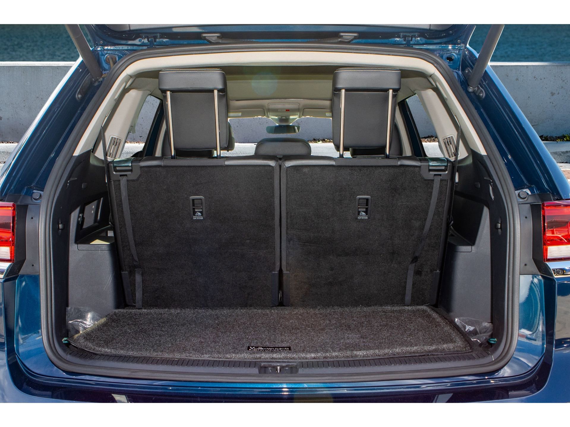 Used 2022 Volkswagen Atlas SEL Premium image 9