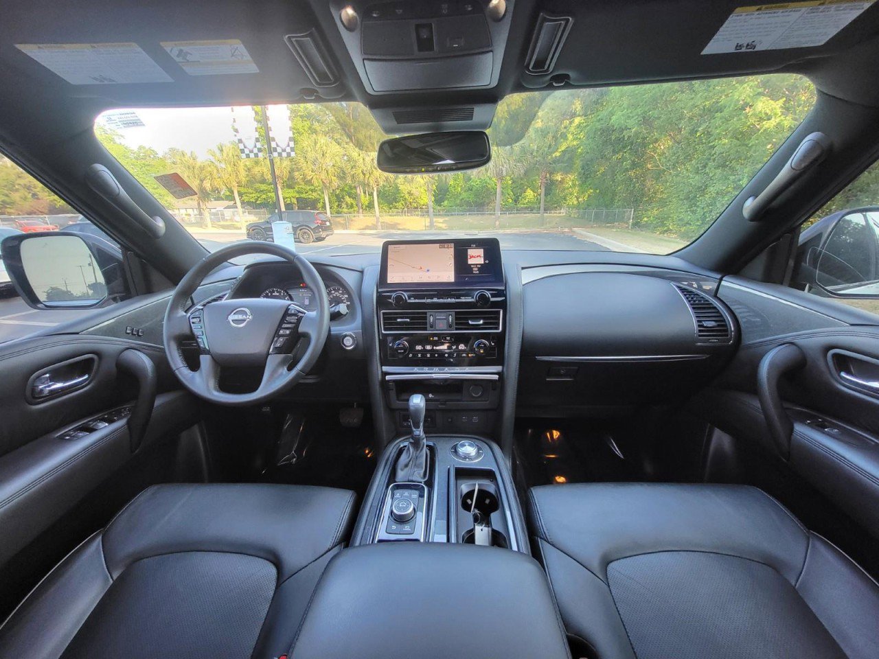Used 2023 Nissan Armada SL w/ Midnight Edition Package AWD/4WD image 16