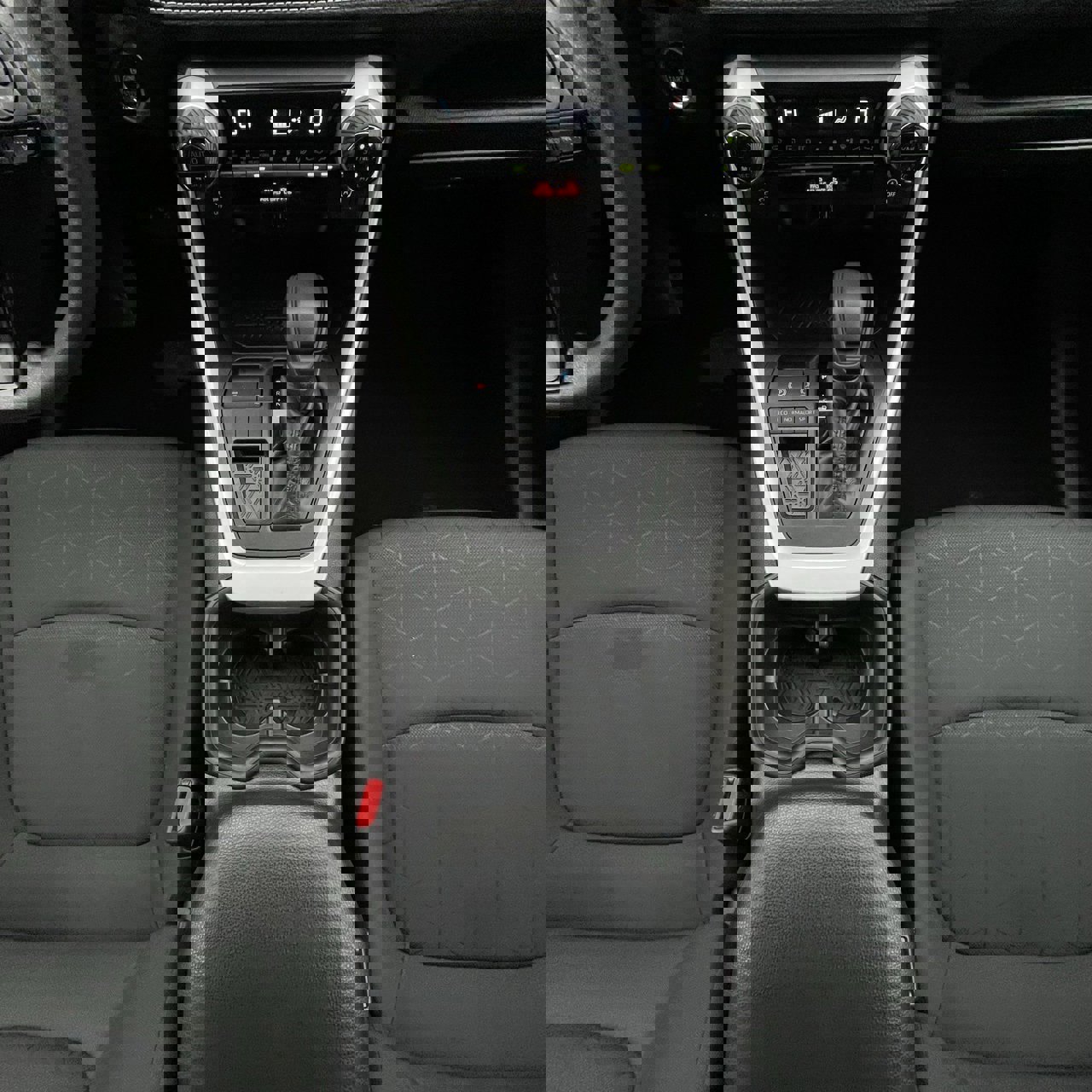 Used 2023 Toyota RAV4 XLE image 19