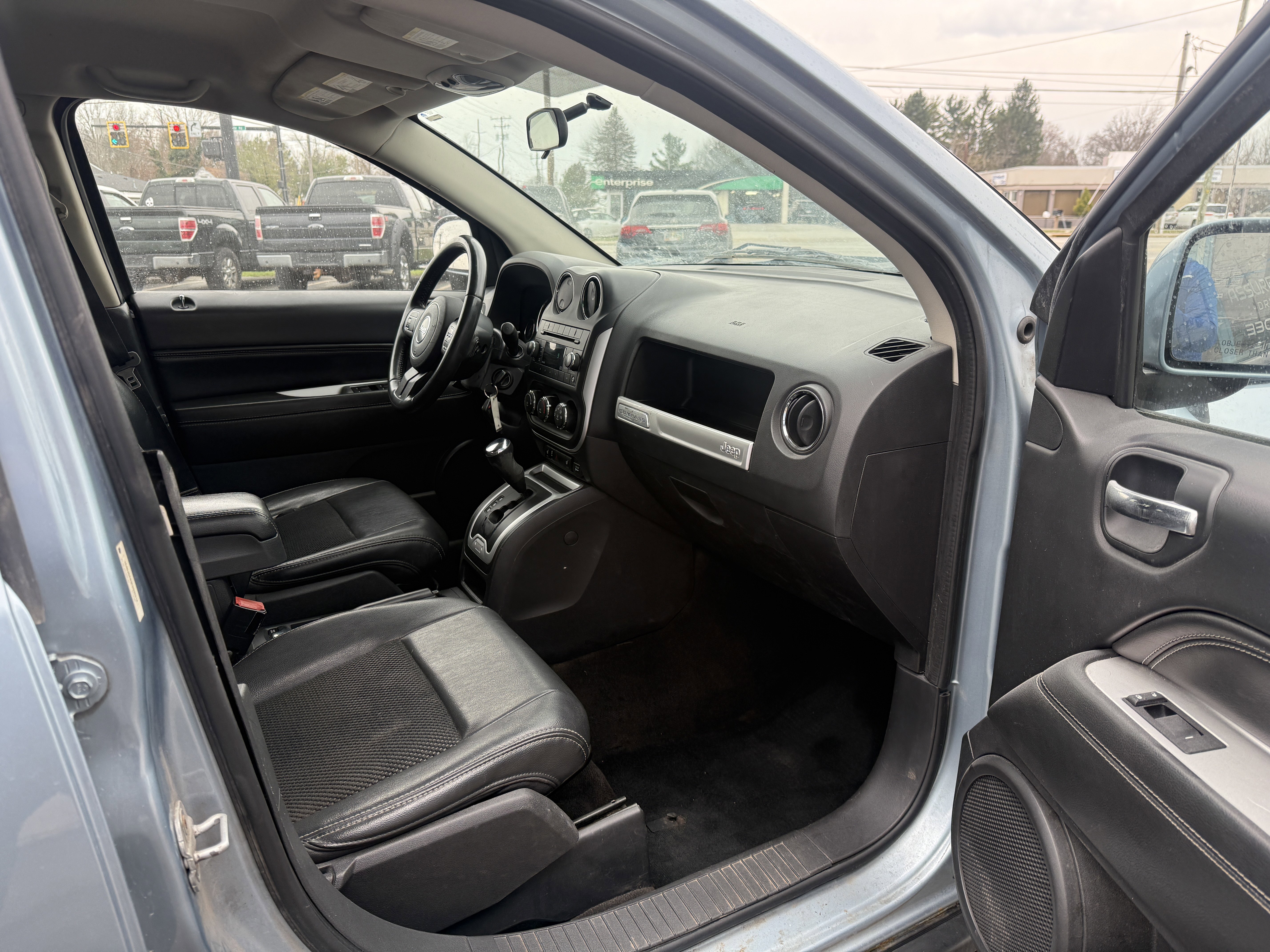 Used 2014 Jeep Compass Latitude image 7