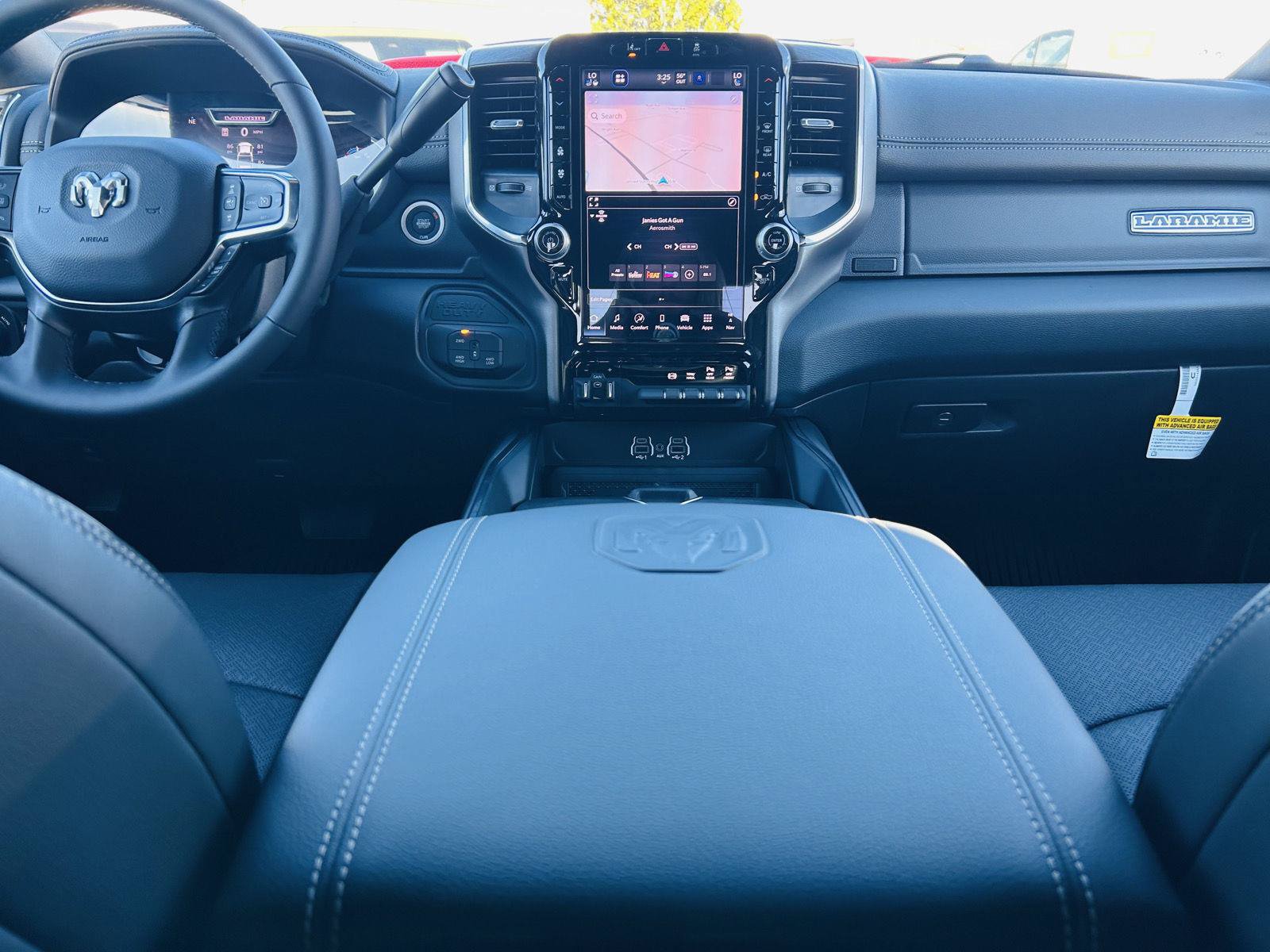 New 2027 RAM 2500 Laramie AWD/4WD image 28