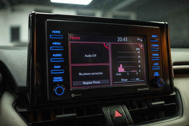 Used 2021 Toyota RAV4 XLE image 19