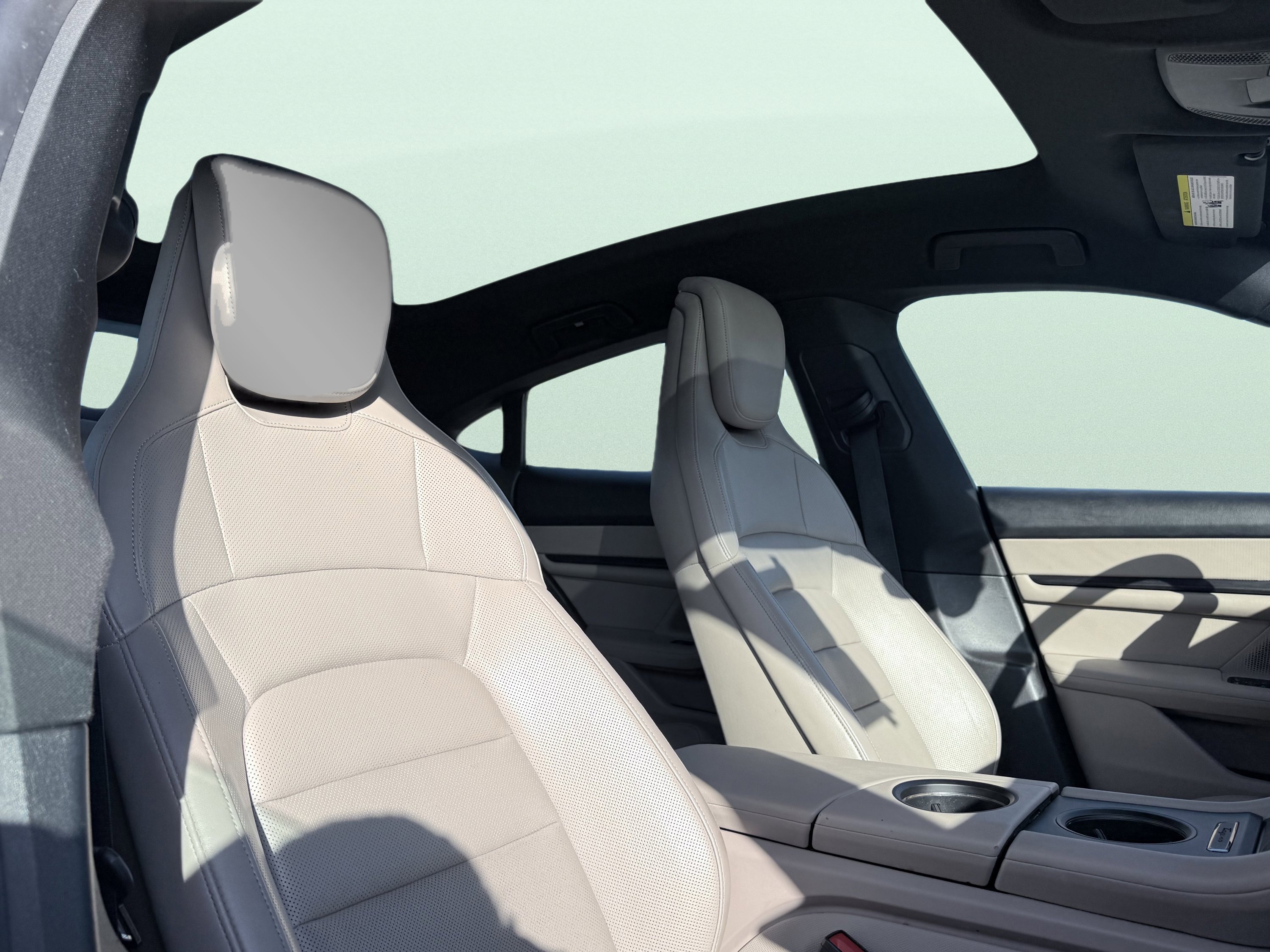 Used 2022 Porsche Taycan image 53