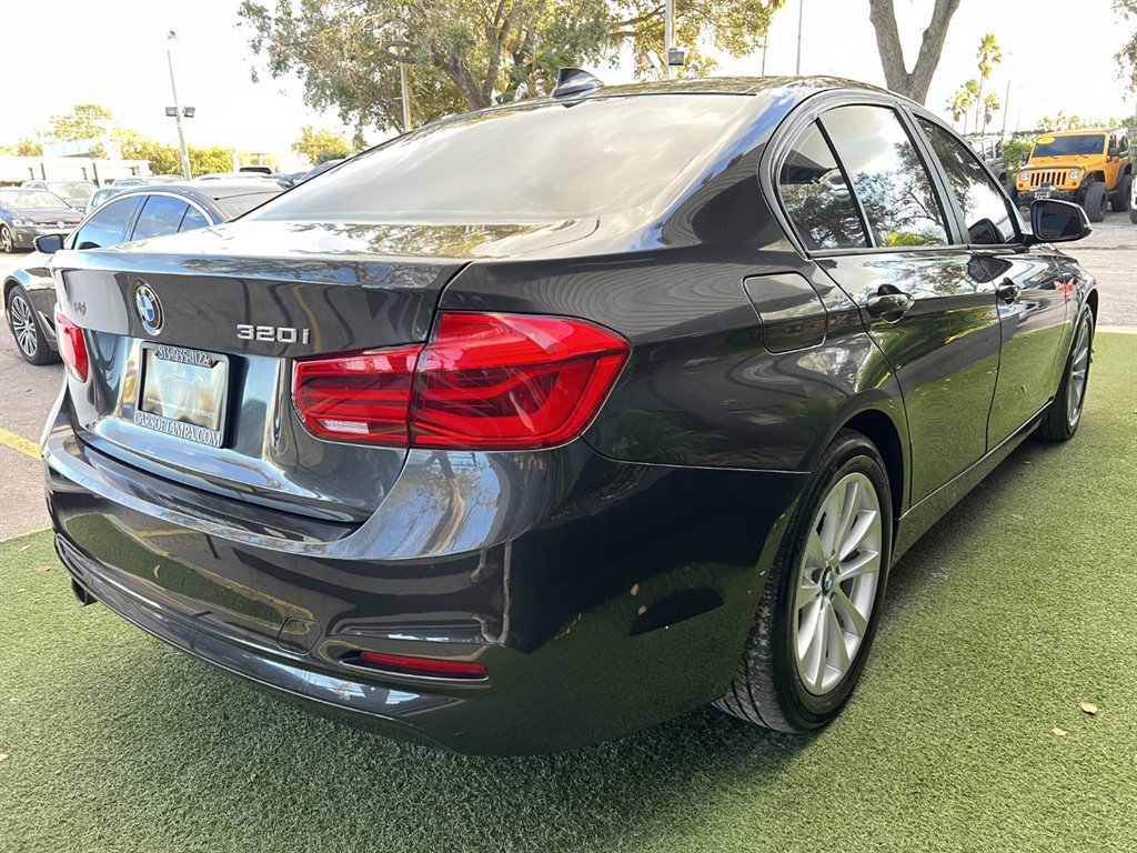 Used 2016 BMW 320i Sedan image 6