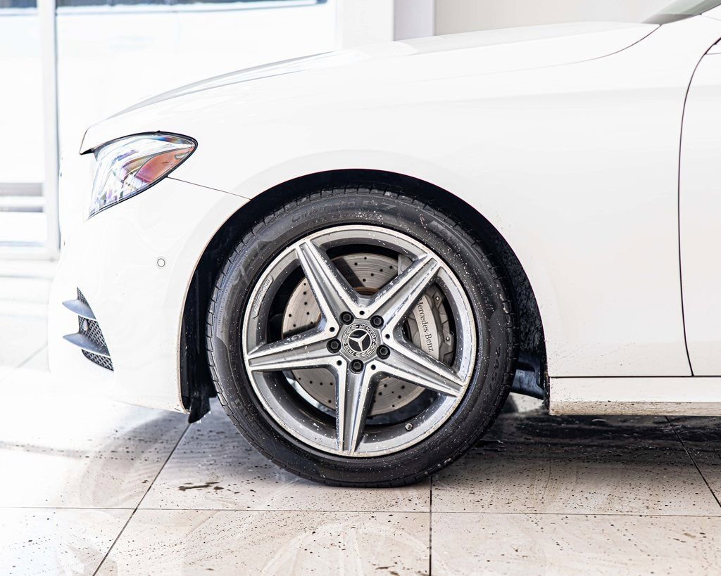 Used 2018 Mercedes-Benz E 400 4MATIC Sedan image 8