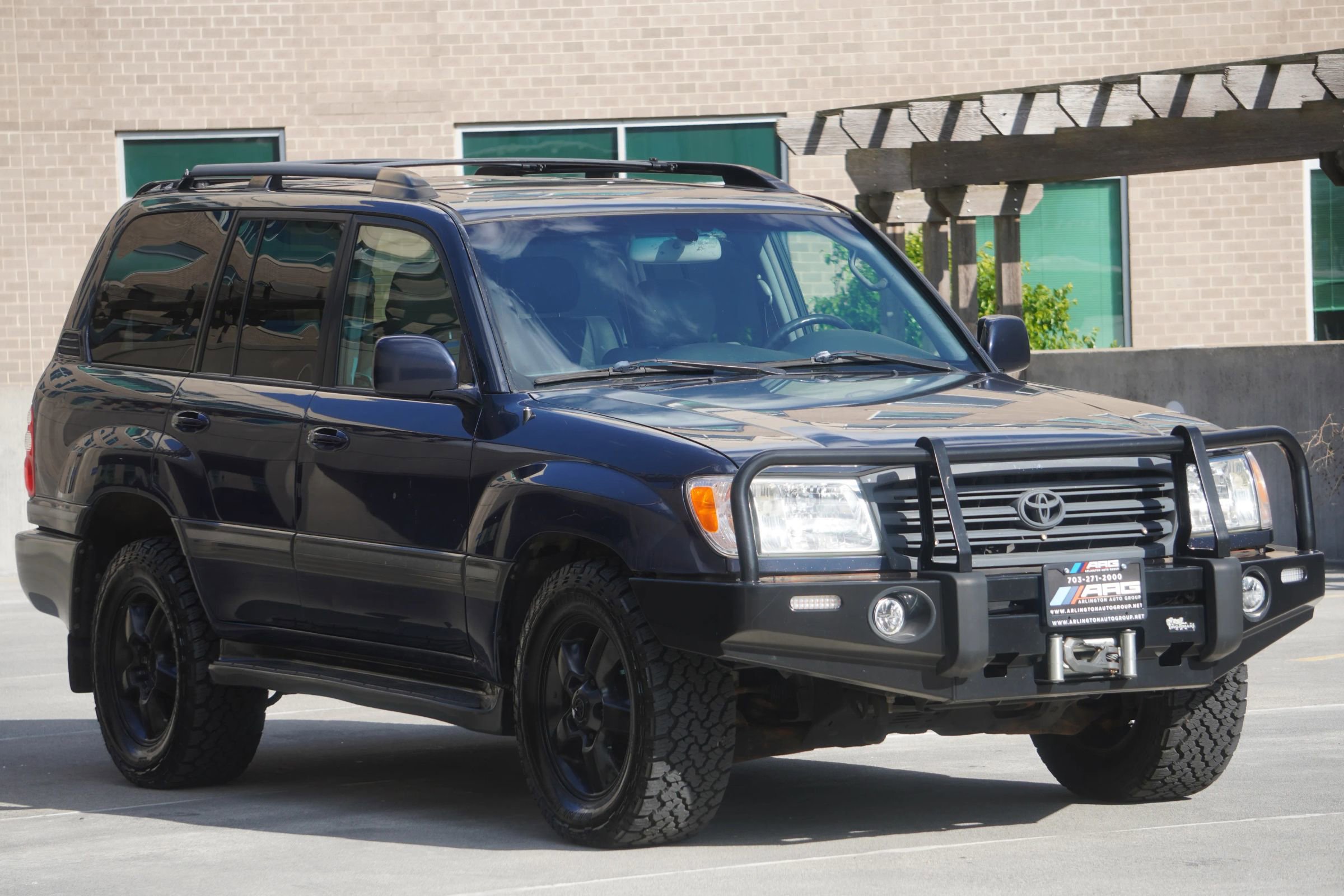 Used 2004 Toyota Land Cruiser AWD/4WD image 17