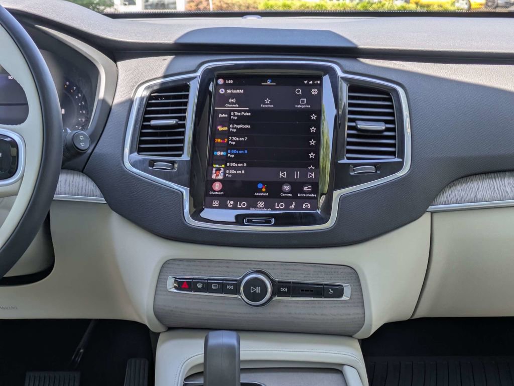 Used 2025 Volvo XC90 B6 Plus w/ Protection Package Premier image 24