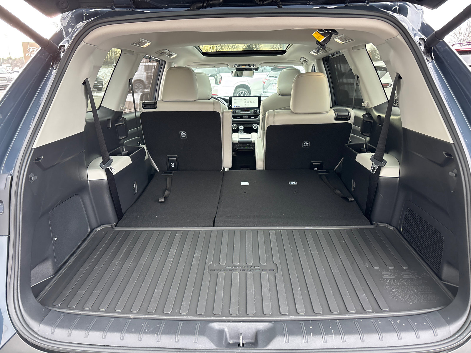 Used 2026 Toyota Grand Highlander AWD image 9