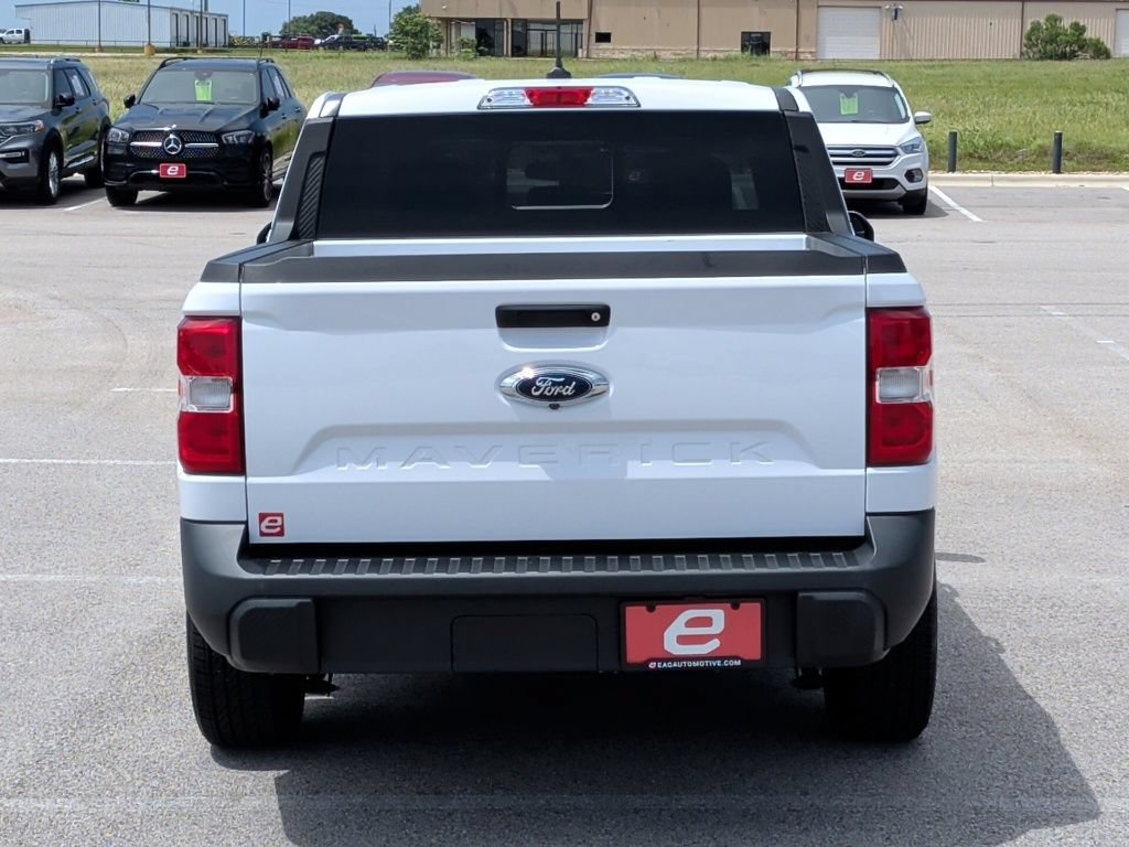 Used 2022 Ford Maverick Lariat FWD image 7