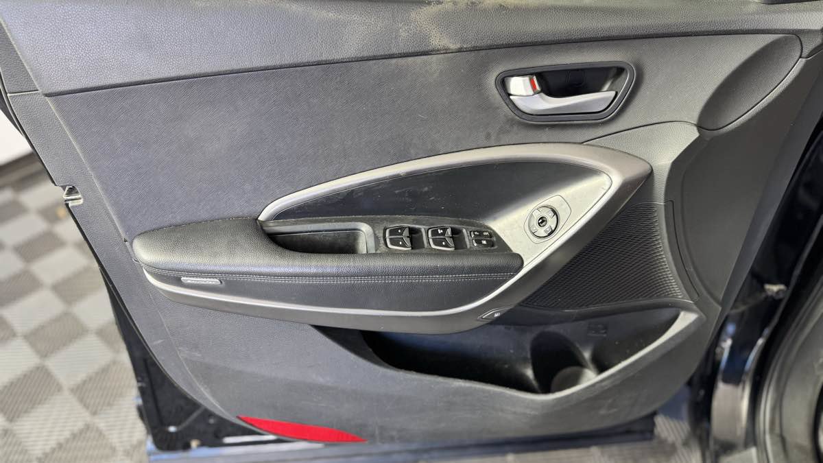 Used 2013 Hyundai Santa Fe Sport 2.0T FWD image 10