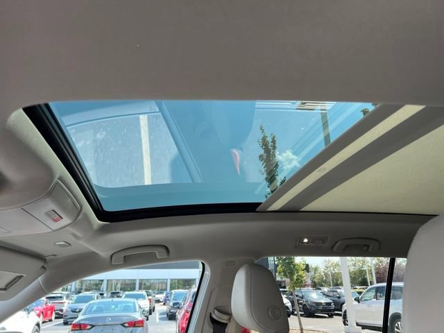 Used 2021 Volkswagen Atlas SEL Premium AWD/4WD image 26