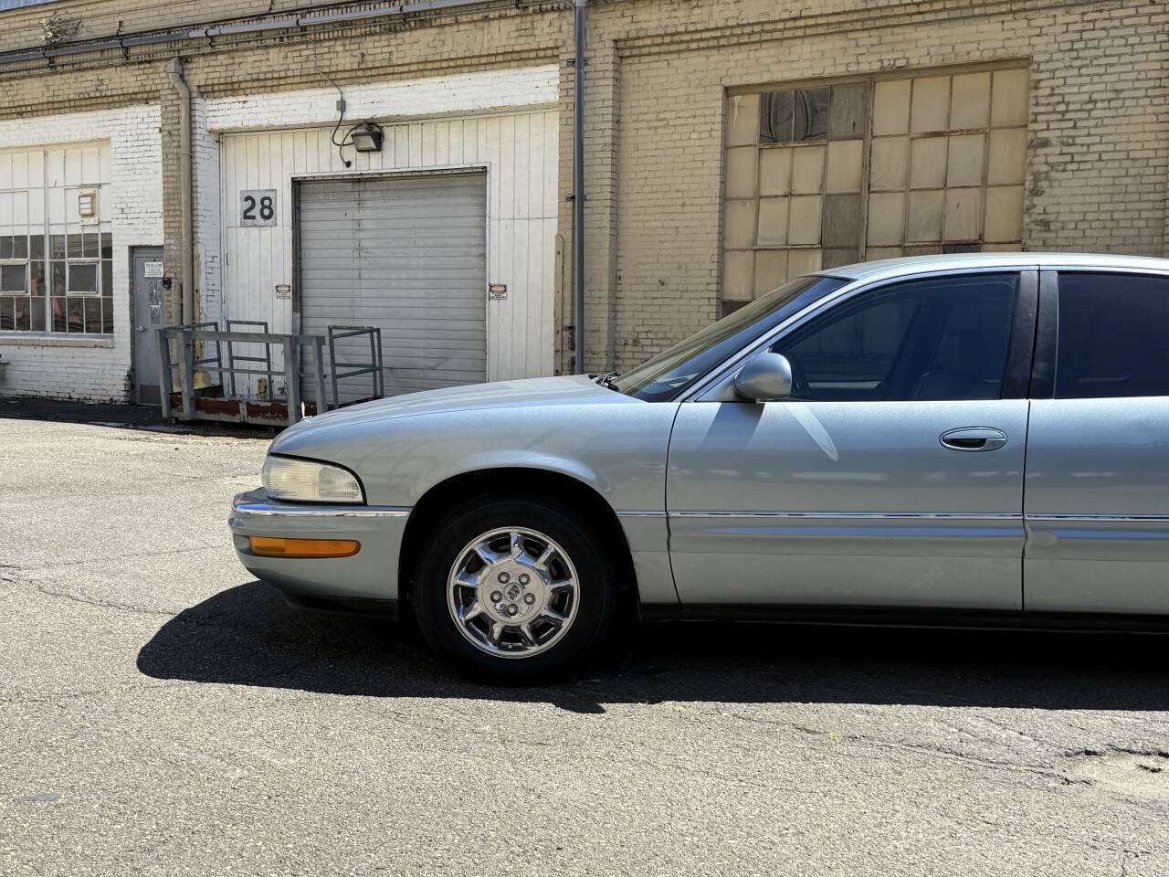 Used 2004 Buick Park Avenue w/ Prestige Feature Package FWD image 16