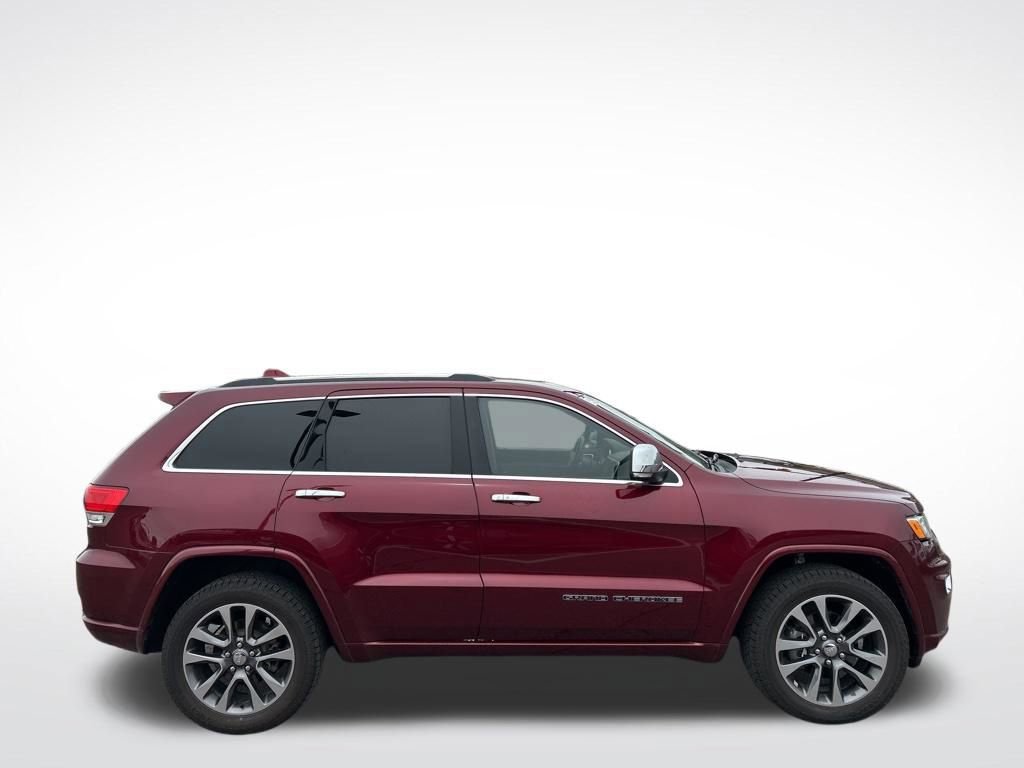 Used 2017 Jeep Grand Cherokee Overland AWD/4WD image 6