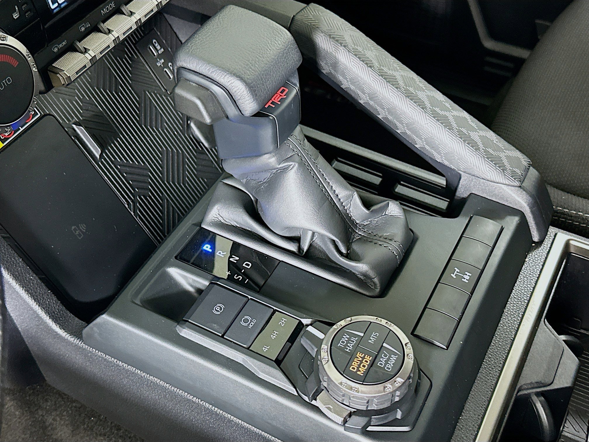 Used 2025 Toyota 4Runner TRD Off-Road image 24