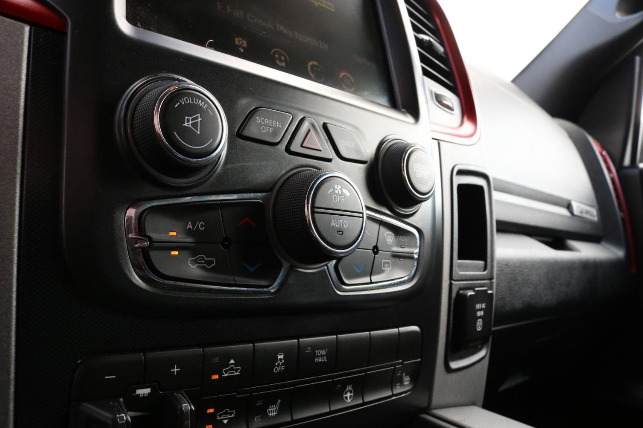 Used 2016 RAM 1500 Rebel w/ Luxury Group image 32