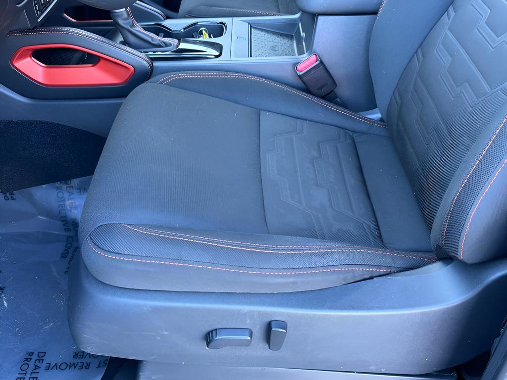 Used 2022 Nissan Frontier PRO-4X image 26