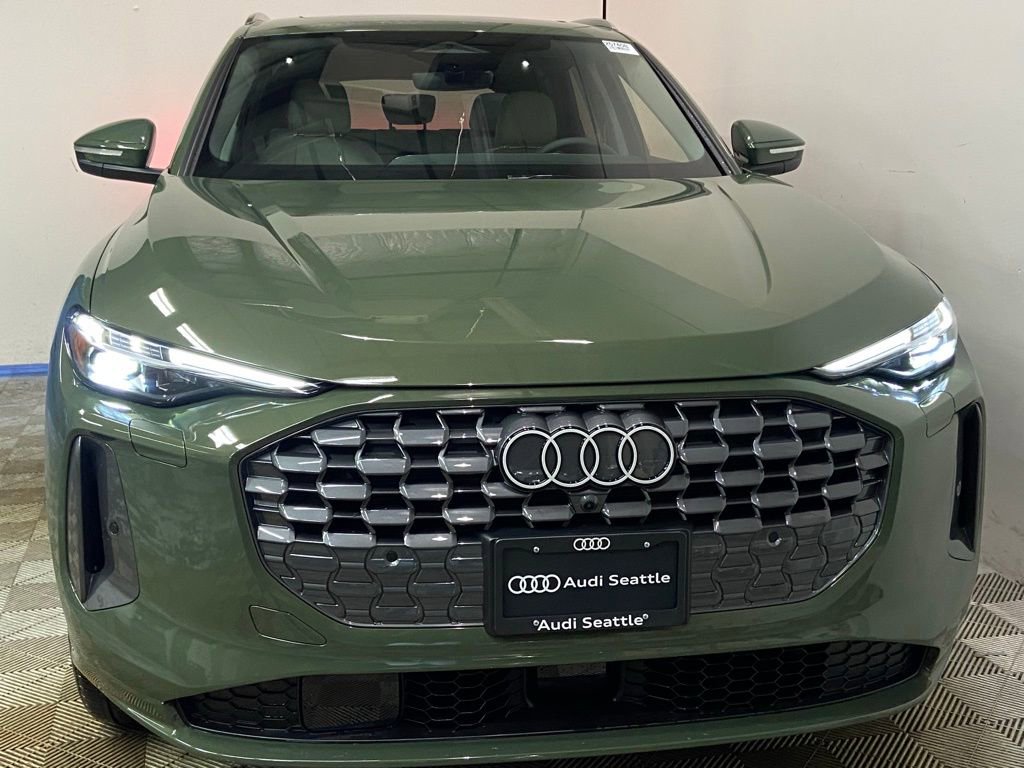 New 2025 Audi Q5 Premium Plus image 2