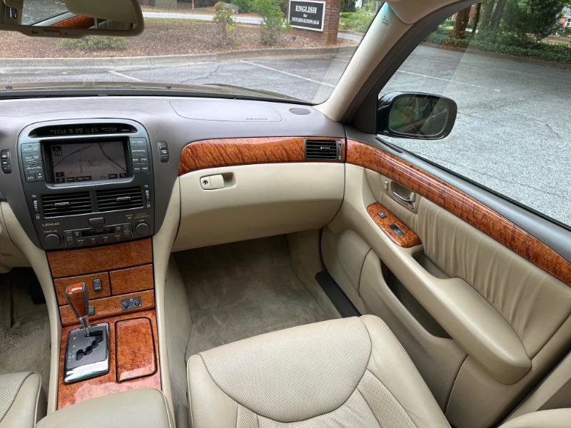 Used 2005 Lexus LS 430 RWD image 37