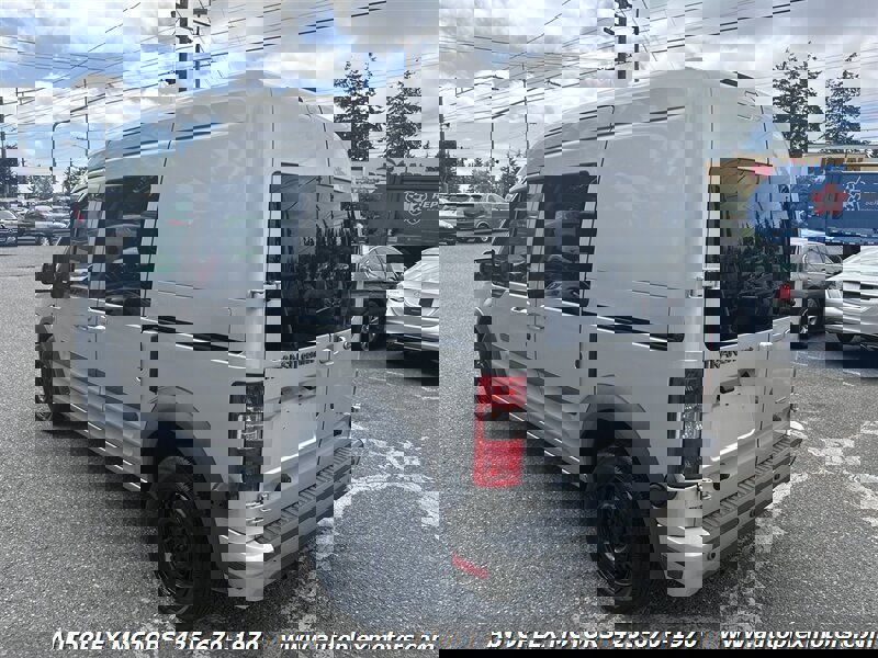 Used 2011 Ford Transit Connect XLT image 5