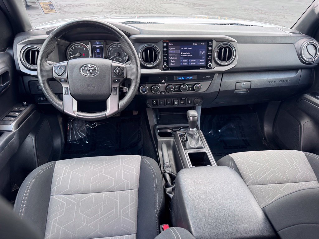Used 2023 Toyota Tacoma TRD Off-Road w/ Technology Package AWD/4WD image 5