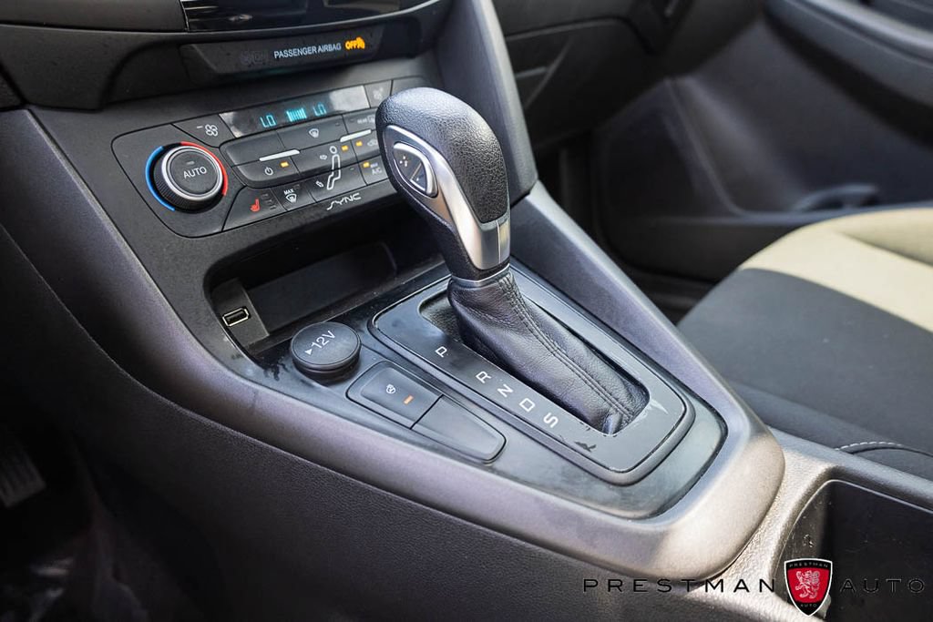 Used 2018 Ford Focus SEL w/ Cold Weather Package FWD image 30