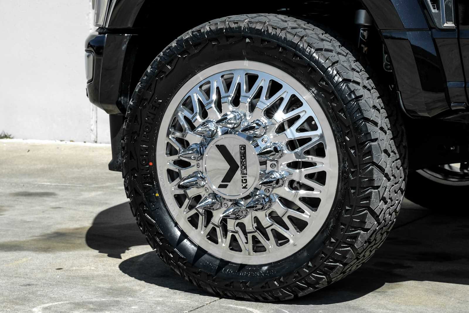 Used 2025 Ford F450 Platinum w/ Platinum Plus Package image 51