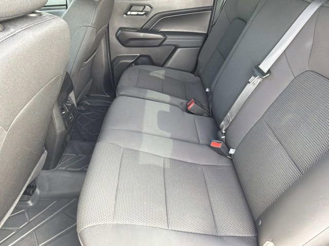 Used 2024 GMC Canyon Elevation image 17