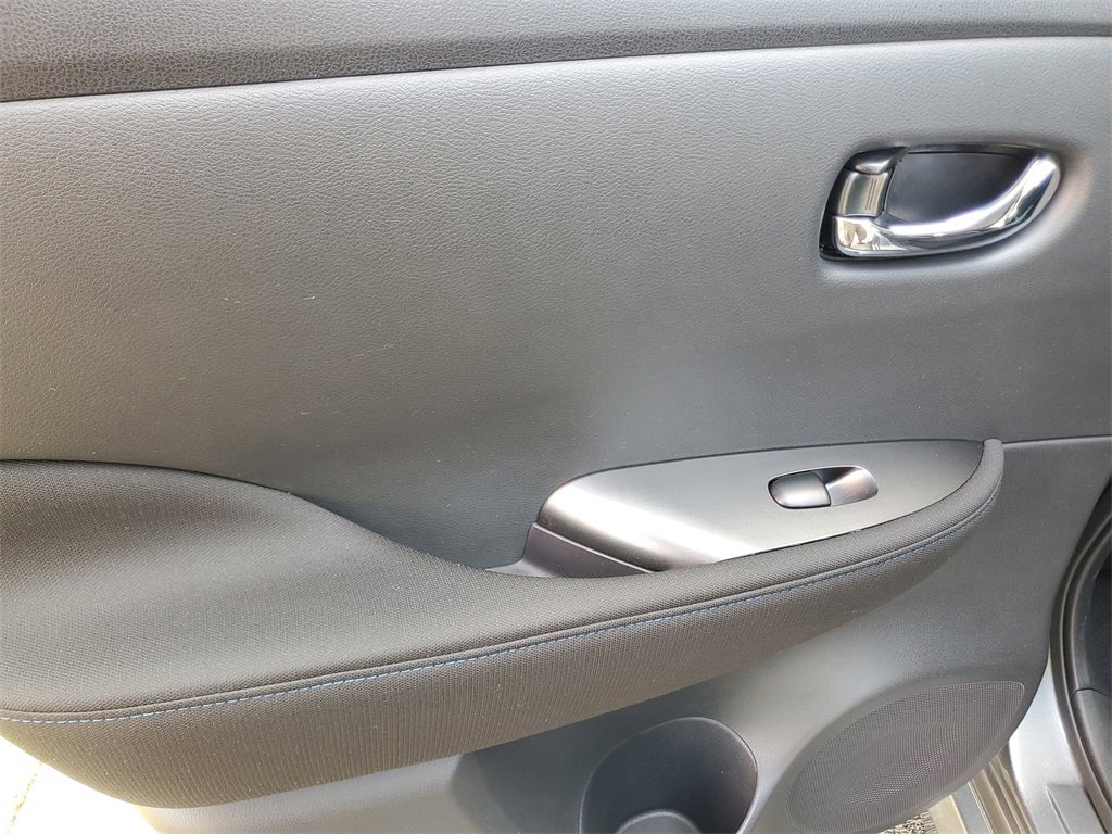 Certified 2024 Nissan Leaf S image 11