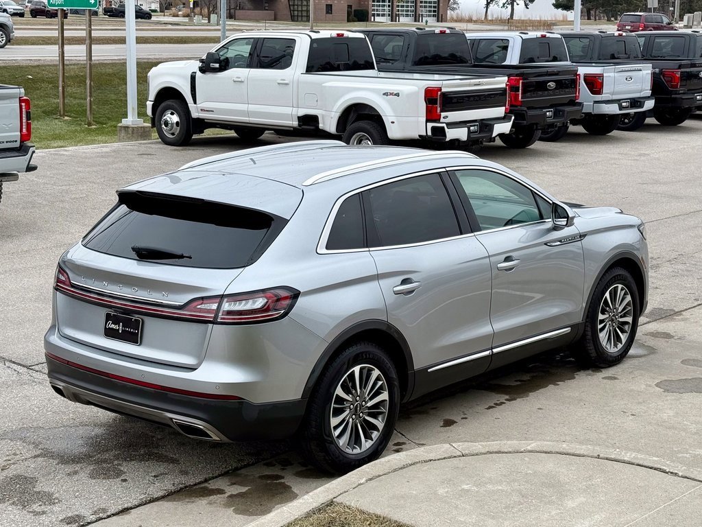 Used 2021 Lincoln Nautilus FWD w/ Equipment Group 101A image 5