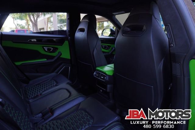 Used 2021 Lamborghini Urus AWD/4WD image 8