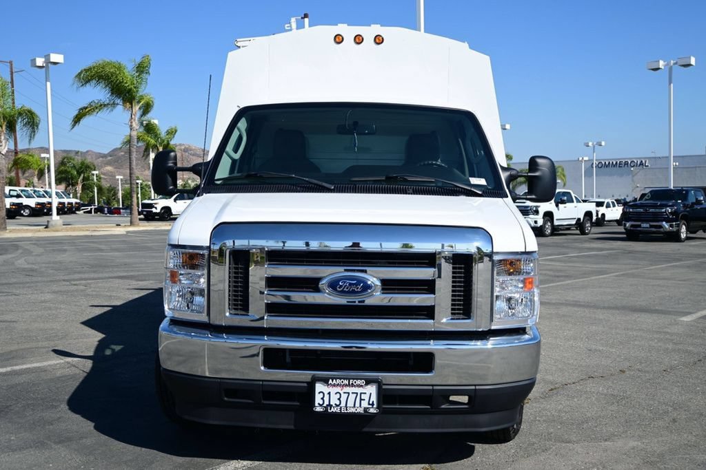 Used 2023 Ford E-350 and Econoline 350 Super Duty w/ Power Windows & Locks Group RWD image 2