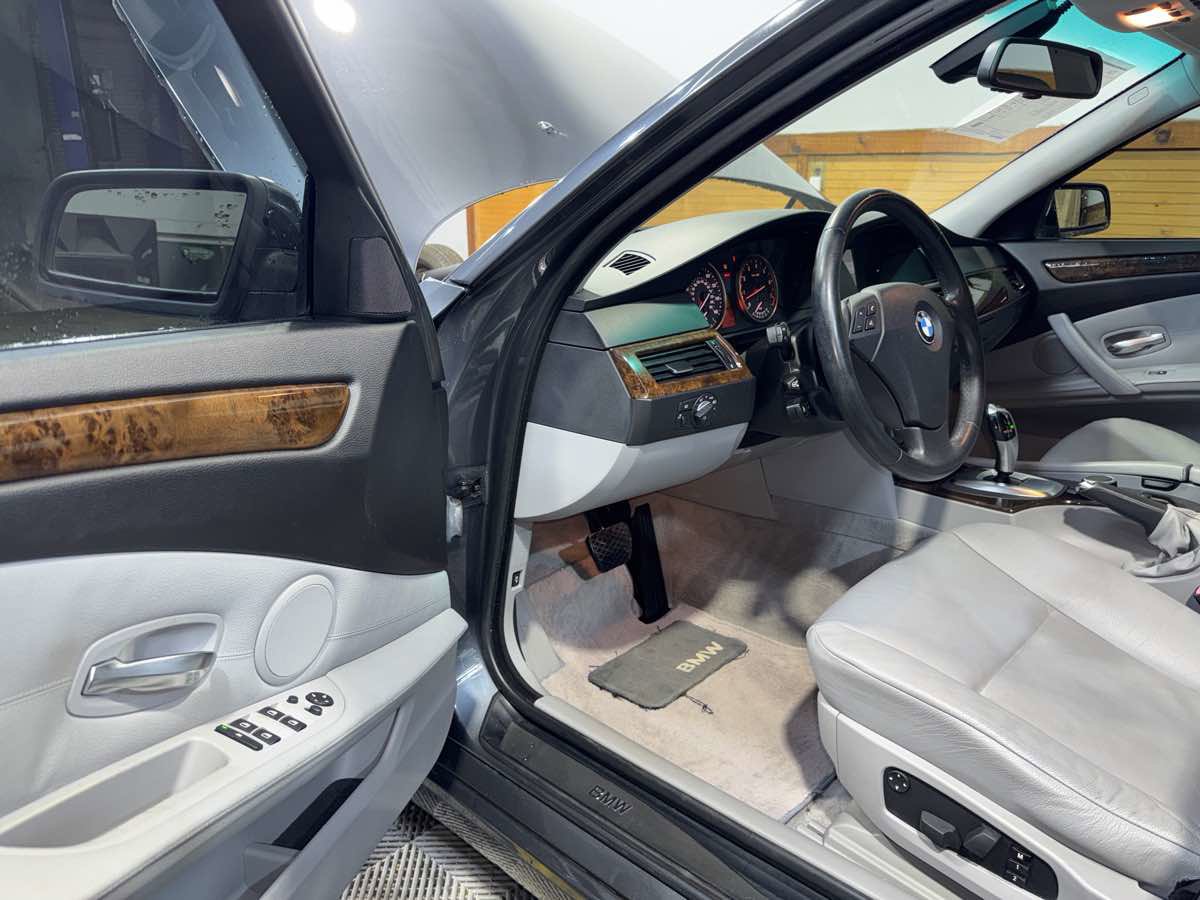 Used 2008 BMW 528i Sedan image 15