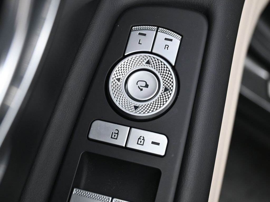 Used 2024 Genesis GV80 3.5T w/ Prestige Package image 12