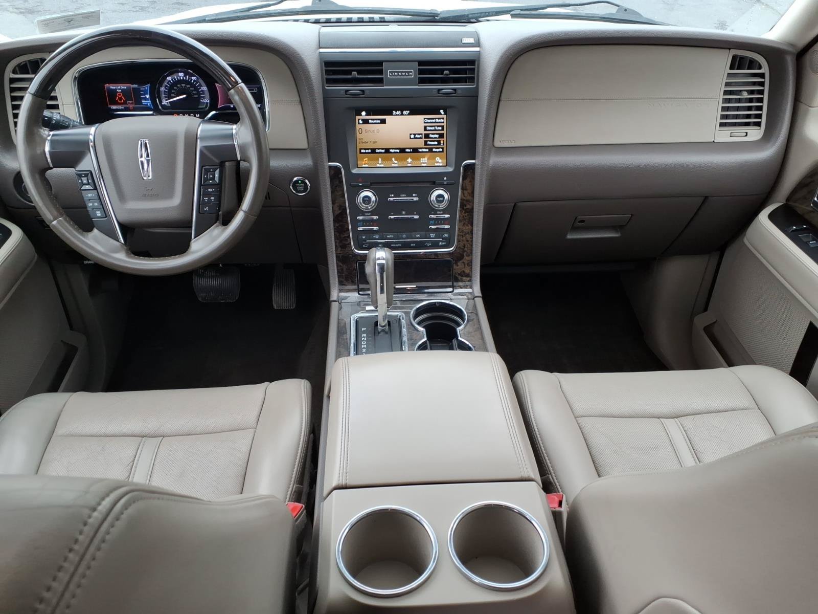 Used 2017 Lincoln Navigator L Select AWD/4WD image 12