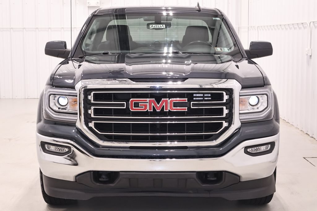 Used 2019 GMC Sierra 1500 SLE w/ SLE Value Package AWD/4WD image 4